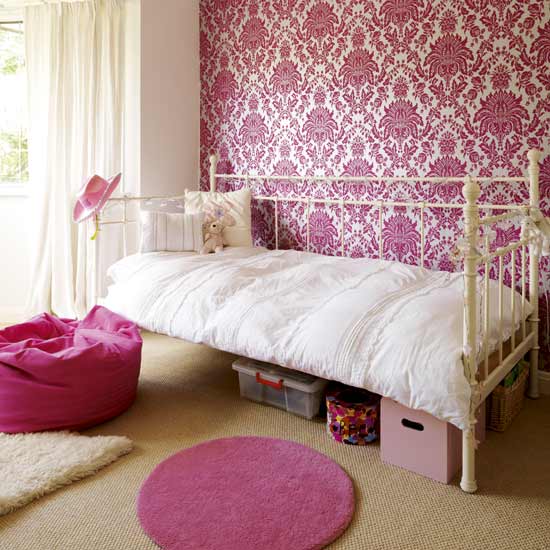 Feature Wall Bedroom for Girls